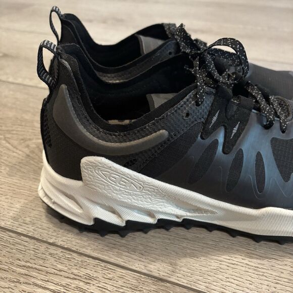 KEEN Zionic Speed Hiking Shoe Mens Size 9 Outdoors Gorpcore New - Picture 3 of 8